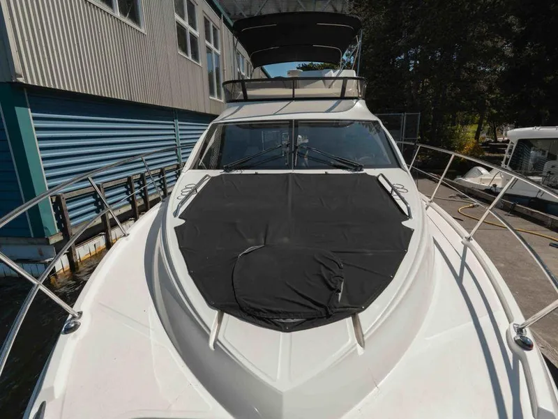 Slide: The Image of Sea Ray 400 Fly 2016 - 11