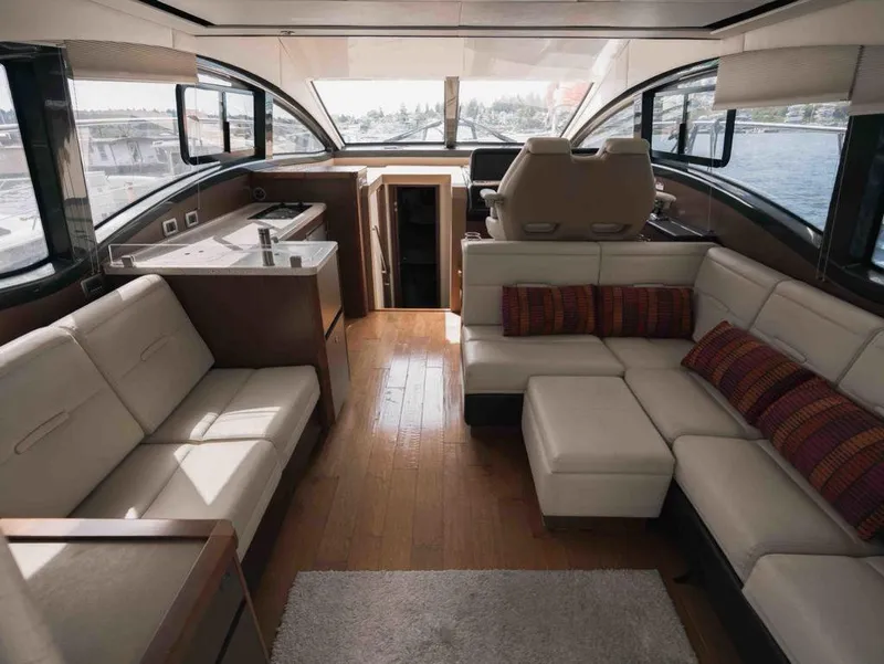 Slide: The Image of Sea Ray 400 Fly 2016 - 18