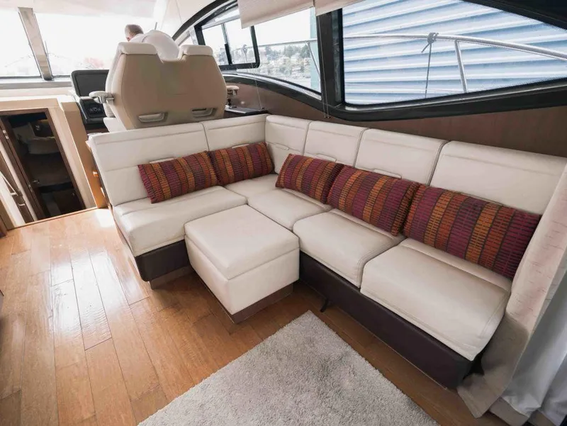 Slide: The Image of Sea Ray 400 Fly 2016 - 19