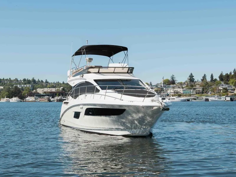 Slide: The Image of Sea Ray 400 Fly 2016 - 4