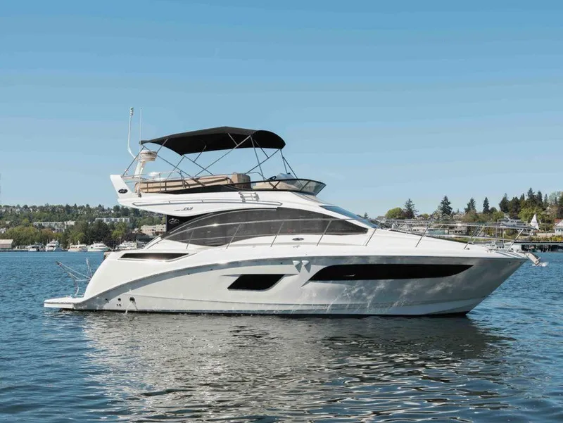 Slide: The Image of Sea Ray 400 Fly 2016 - 5