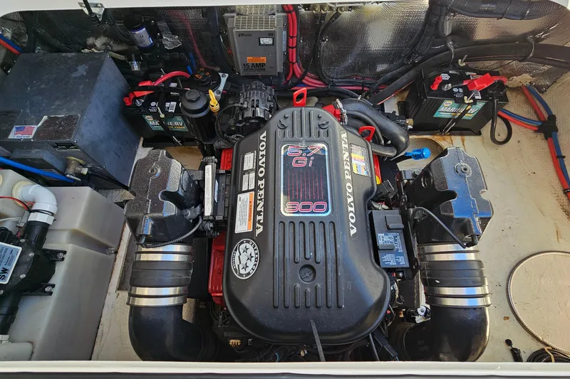 Slide: The Image of Engine compartment of a 2008 Regal 2565 Window Express boat with Volvo Penta engine. - 21