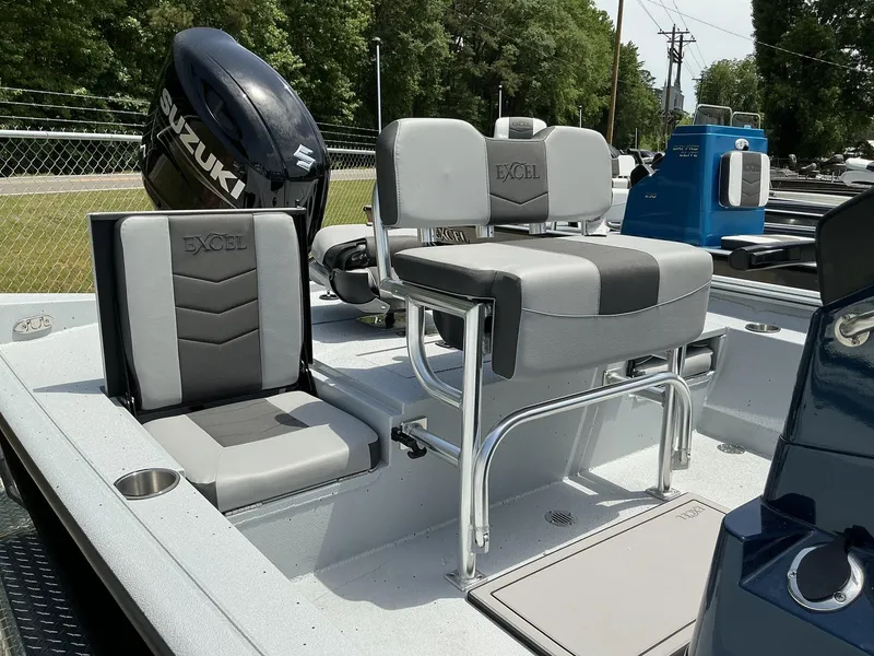 Slide: The Image of Excel Bay Pro 220 220 ELITE 2025 - 7