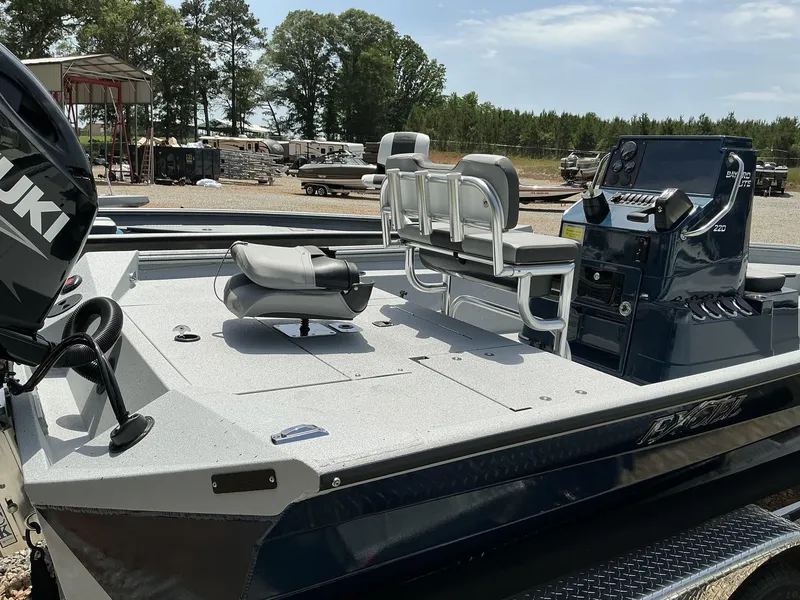 Slide: The Image of Excel Bay Pro 220 220 ELITE 2025 - 9