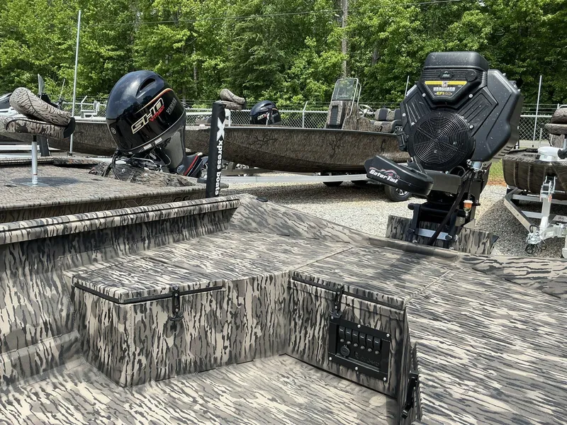 Slide: The Image of Reaper Boats 756 MUD REAPER 2025 - 11