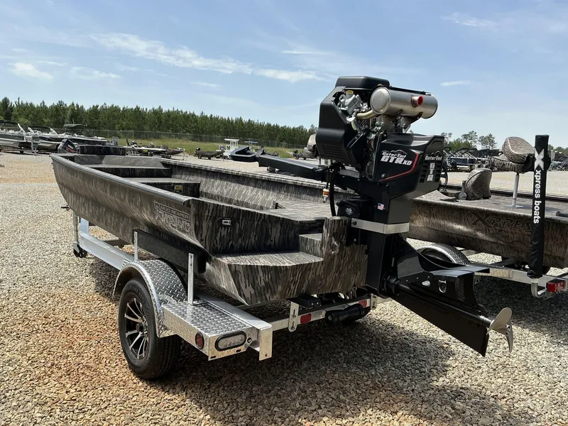 Slide: The Image of Reaper Boats 756 MUD REAPER 2025 - 15