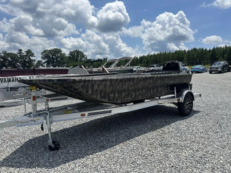 Slide: The Image of Reaper Boats 756 2025 - 5