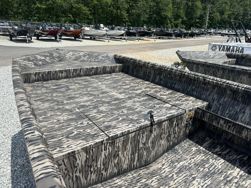 Slide: The Image of Reaper Boats 756 2025 - 6