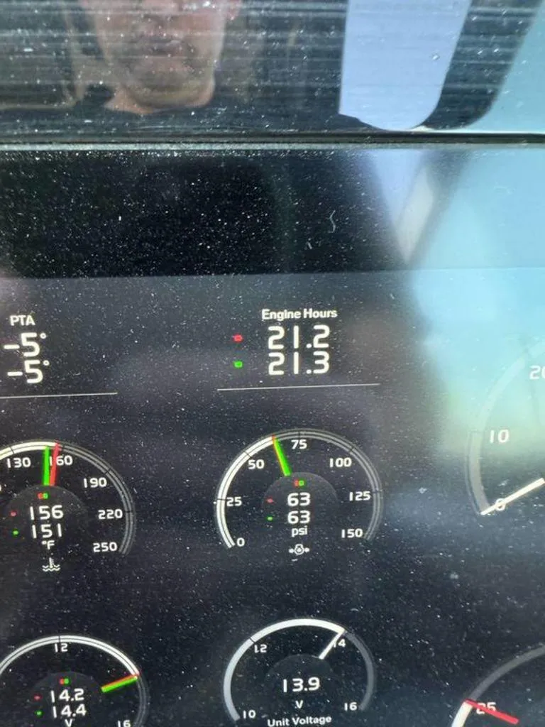 Slide: The Image of Cobalt R33 2023 - 15