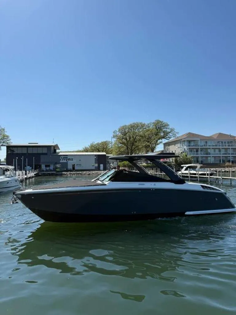 Slide: The Image of Cobalt R33 2023 - 17