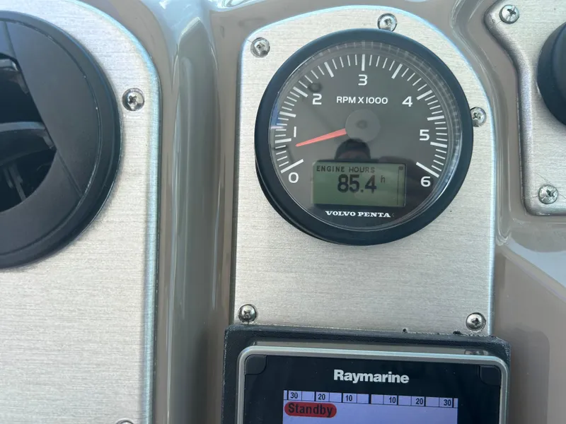 Slide: The Image of Cruisers 390 Sports Coupe 2009 - 82