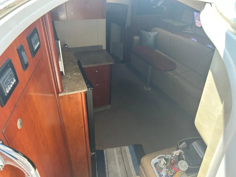 Slide: The Image of Cruisers Yachts 390 Sports Coupe 2009 - 57