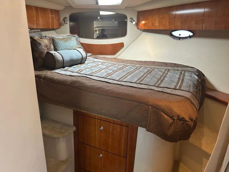 Slide: The Image of Cruisers Yachts 390 Sports Coupe 2009 - 65