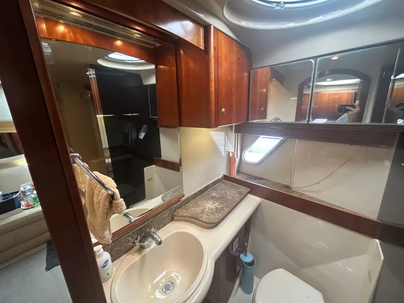 Slide: The Image of Cruisers Yachts 390 Sports Coupe 2009 - 74