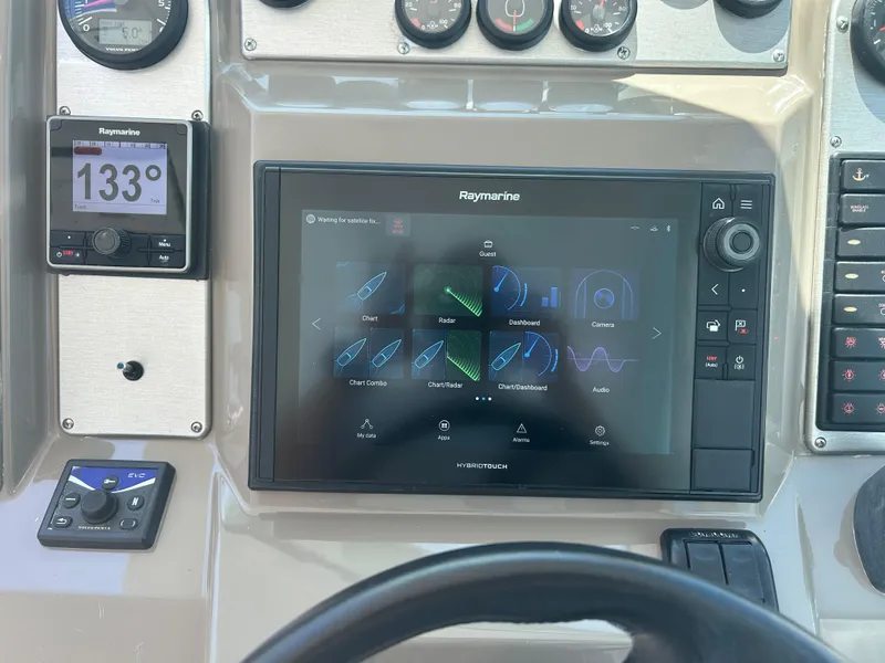 Slide: The Image of Cruisers Yachts 390 Sports Coupe 2009 - 79