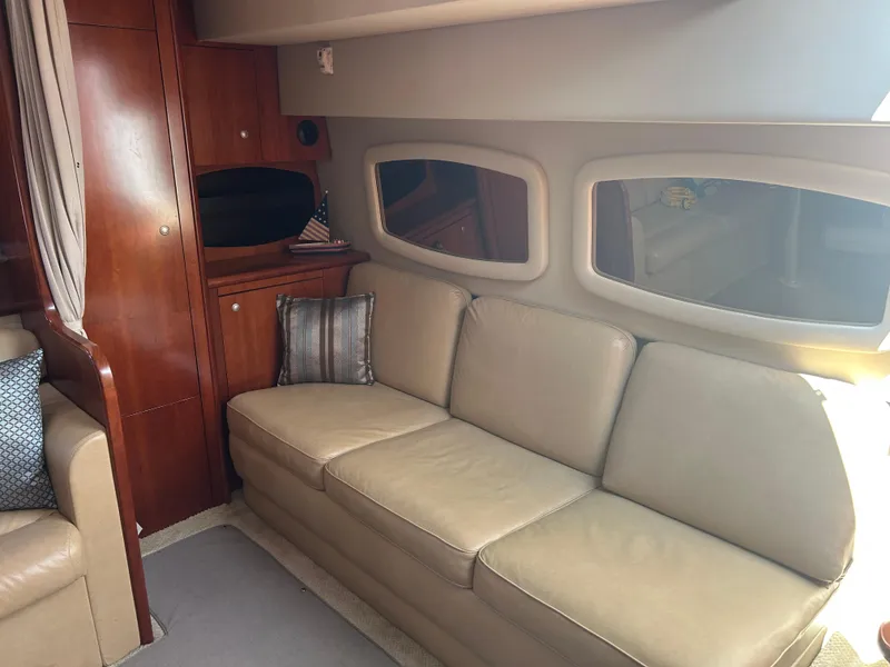 Slide: The Image of Cruisers Yachts 390 Sports Coupe 2009 - 81