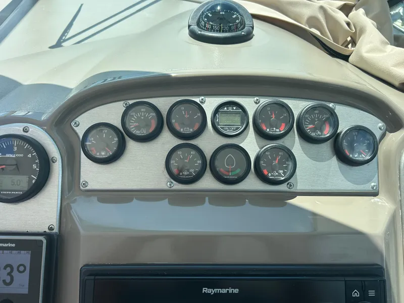 Slide: The Image of Cruisers Yachts 390 Sports Coupe 2009 - 84