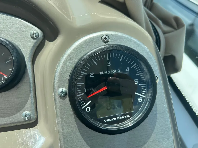 Slide: The Image of Cruisers Yachts 390 Sports Coupe 2009 - 86