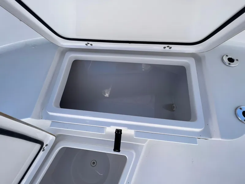 Slide: The Image of Sportsman Heritage 231 Center Console 2021 - 53