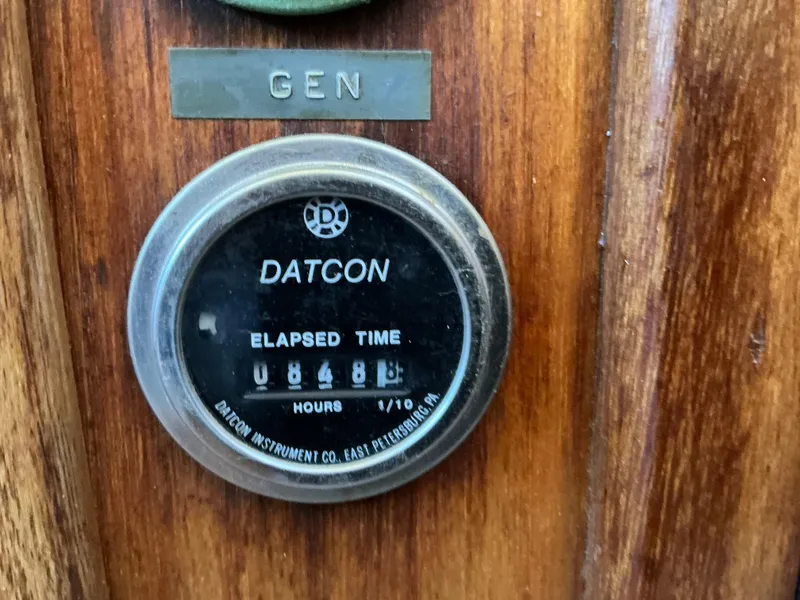 Slide: The Image of Elapsed time gauge on 1978 Californian 34 LRC boat, showing 848.8 hours. - 30