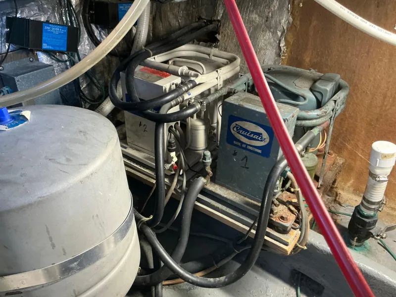 Slide: The Image of Californian 34 LRC 1978 - 54