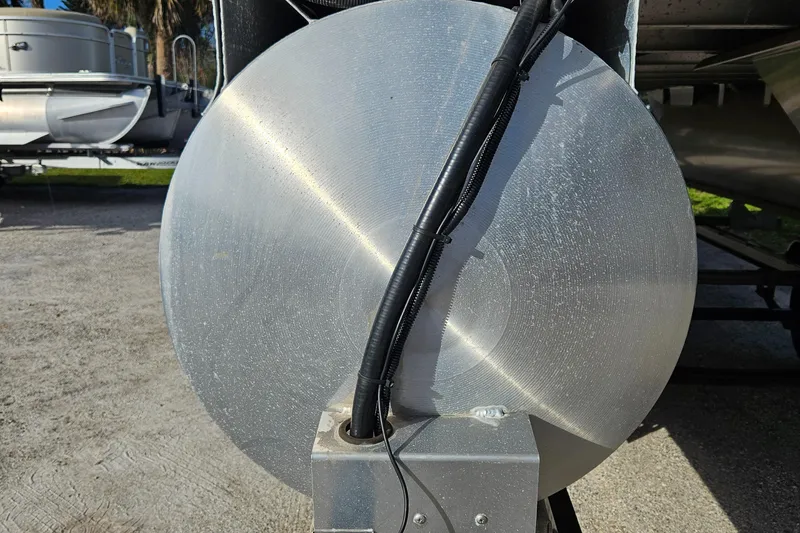 Slide: The Image of Close-up of a 2019 Bennington 20 SX pontoon boat component with wiring. - 25