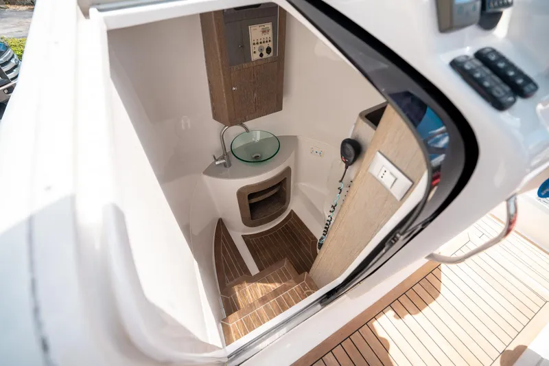 Slide: The Image of Pirelli 1100 2015 - 55