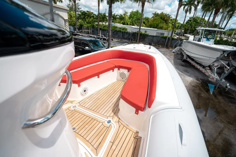 Slide: The Image of Pirelli 1100 2015 - 60