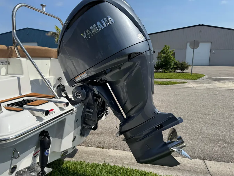 Slide: The Image of Sea Hunt Ultra 234 2022 - 113