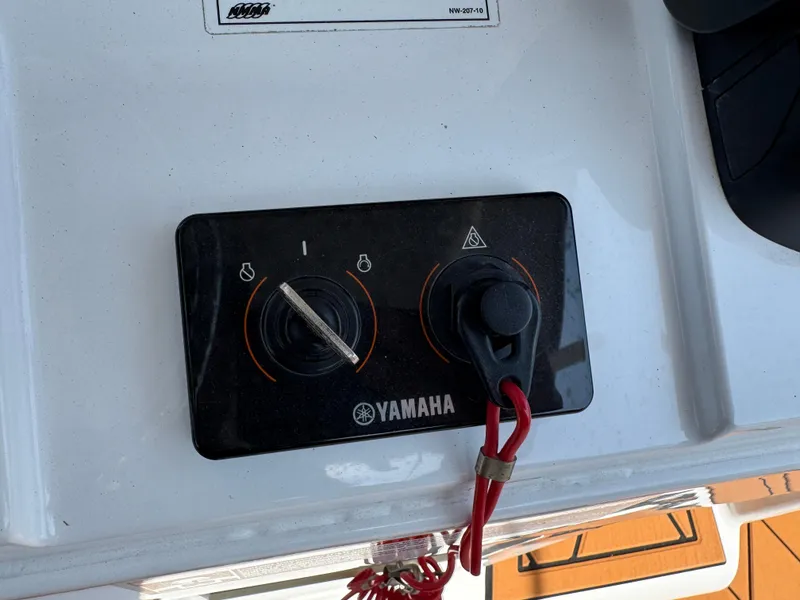 Slide: The Image of Control panel of a 2022 Sea Hunt Ultra 234 boat with Yamaha ignition. - 45