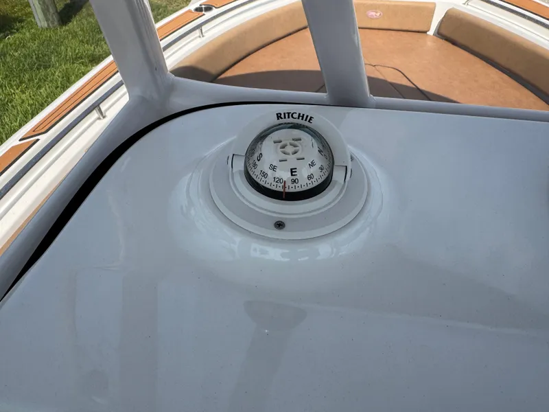 Slide: The Image of Sea Hunt Ultra 234 2022 - 56