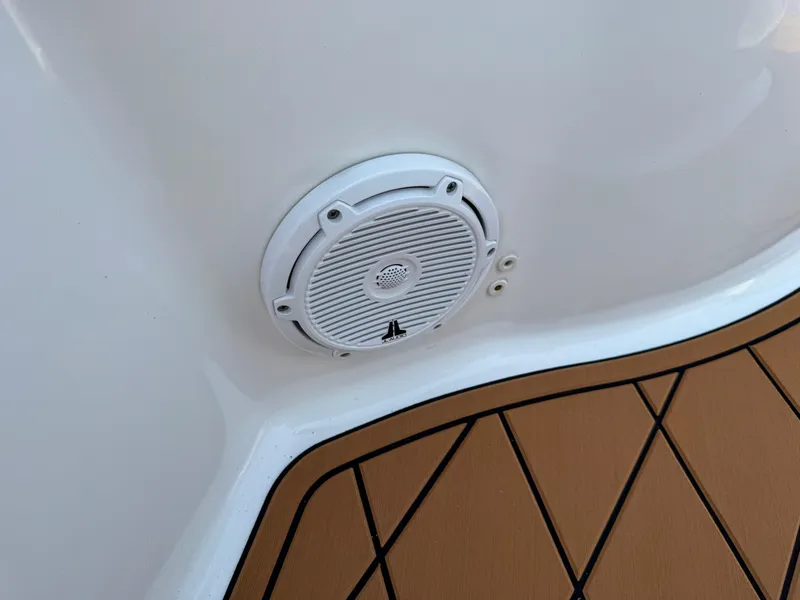 Slide: The Image of Sea Hunt Ultra 234 2022 - 59