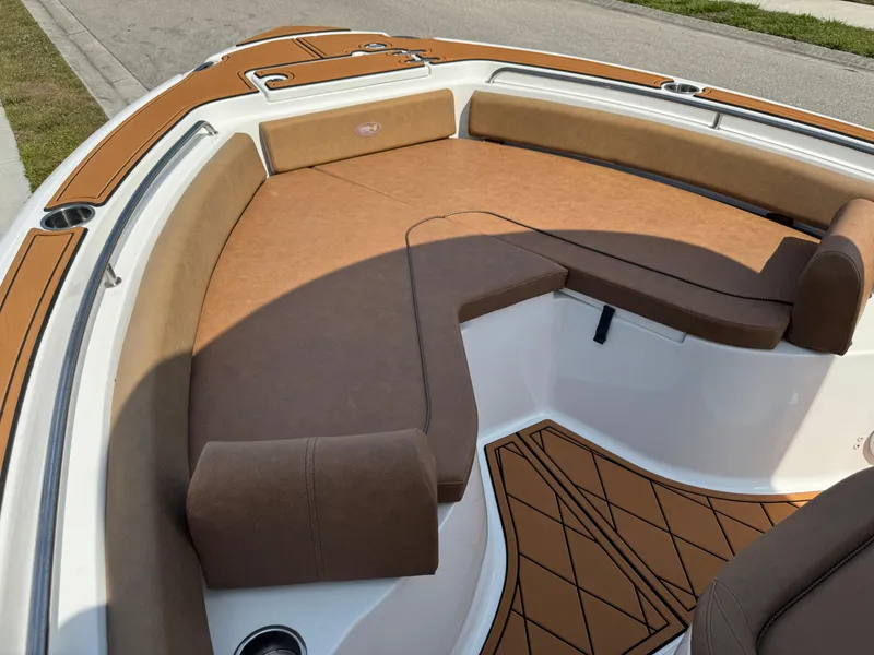 Slide: The Image of Sea Hunt Ultra 234 2022 - 73