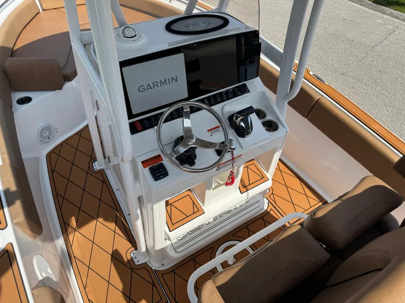 Slide: The Image of Sea Hunt Ultra 234 2022 - 86