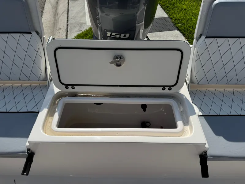 Slide: The Image of Sea Fox 206 Commander 2019 - 60