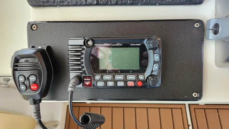 Slide: The Image of Navigator 5300 1998 - 43