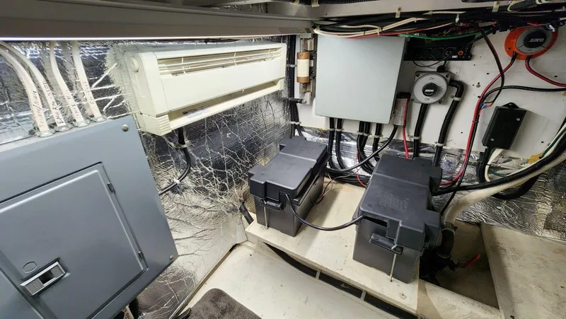 Slide: The Image of Navigator 5300 1998 - 84