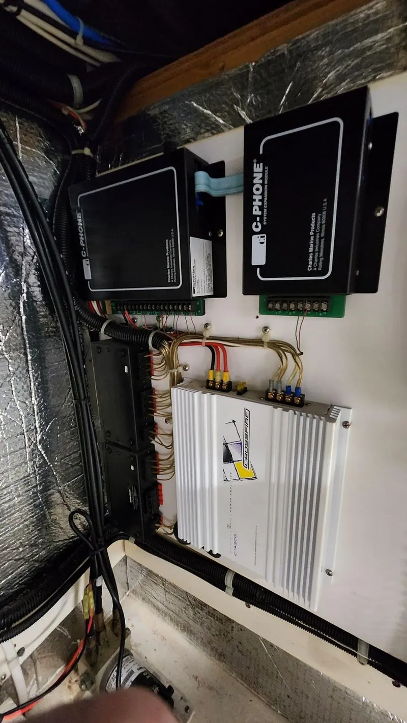 Slide: The Image of Navigator 5300 1998 - 85