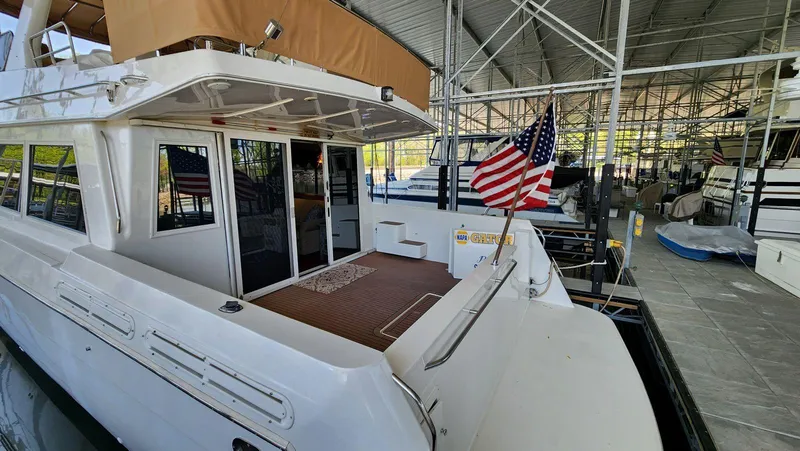 Slide: The Image of Navigator 5300 1998 - 9