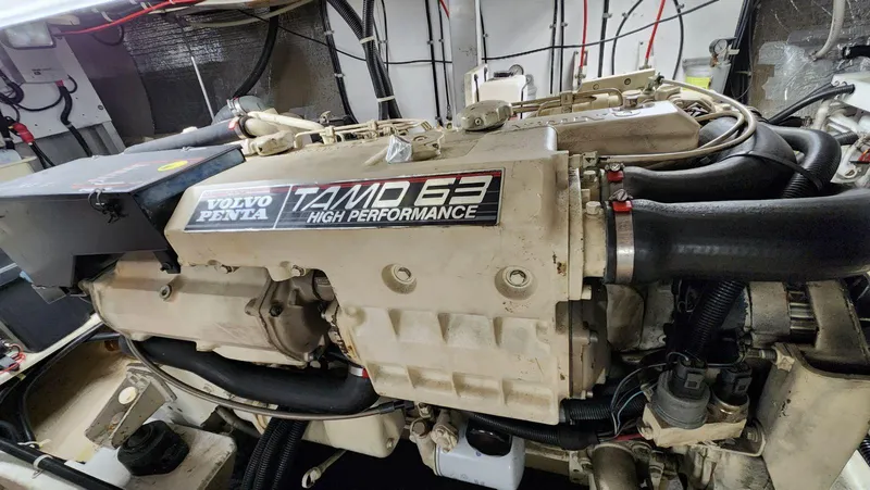 Slide: The Image of Navigator 5300 1998 - 92