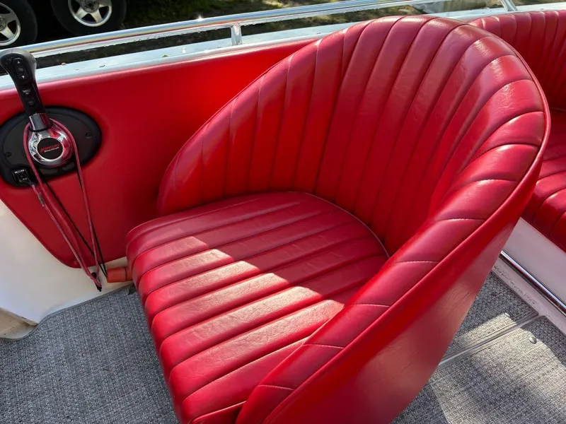 Slide: The Image of Donzi 18 Classic 2019 - 16