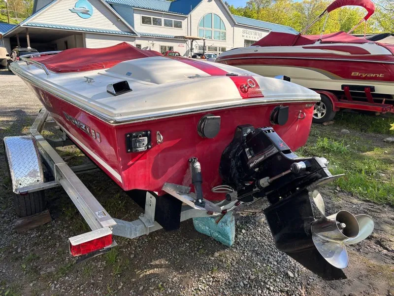 Slide: The Image of Donzi 18 Classic 2019 - 17