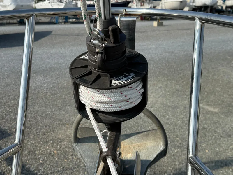 Slide: The Image of Furling system on 1997 Westerly Oceanlord sailboat, featuring coiled rope and anchor. - 6