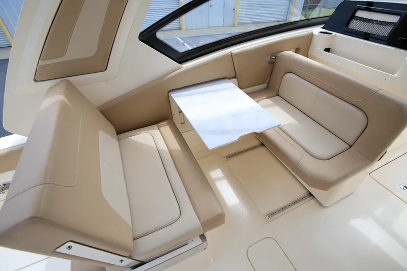 Slide: The Image of Scout 277 Dorado 2022 - 12