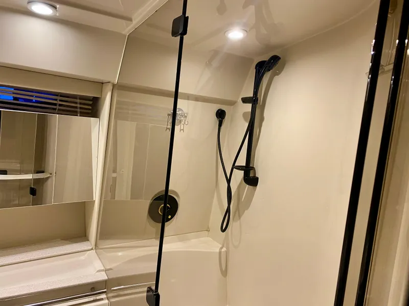 Slide: The Image of Cruisers Yachts 4270 Esprit 1997 - 8