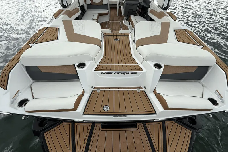 Slide: The Image of Nautique G23 2022 - 29