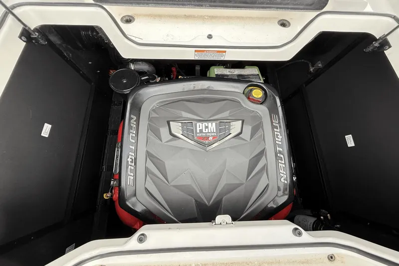 Slide: The Image of Nautique G23 2022 - 33