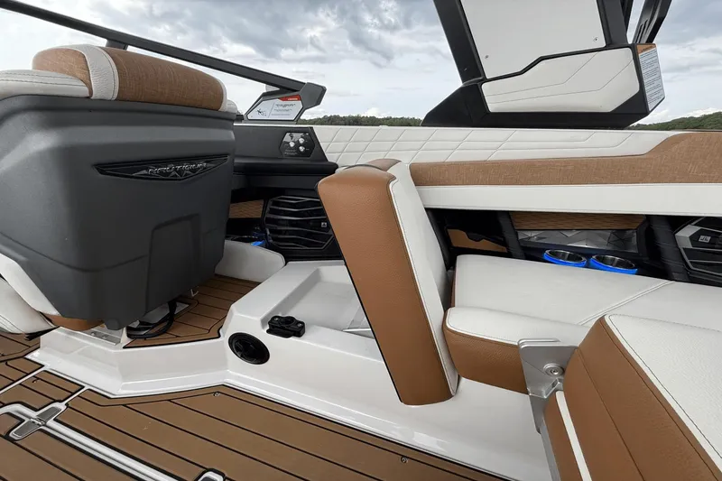 Slide: The Image of Nautique G23 2022 - 41