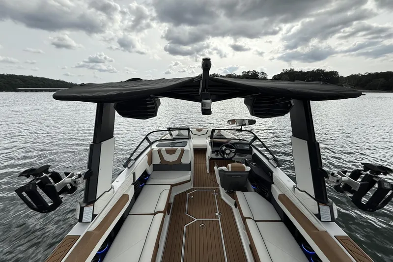 Slide: The Image of Nautique G23 2022 - 47