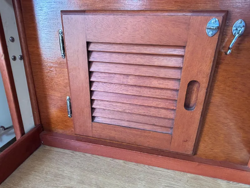 Slide: The Image of Hinckley Yachts 36 Auxiliary Yawl 1955 - 52